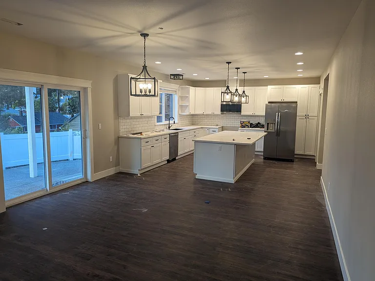 309 Lake Louise Dr SW — Photo 7