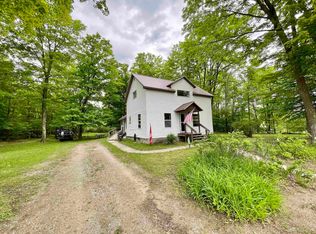 11 Cooks School Rd, Cooks, MI 49817