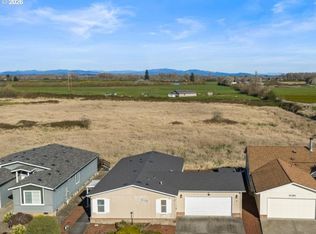 51374 SE Hoodview Dr, Scappoose, OR 97056