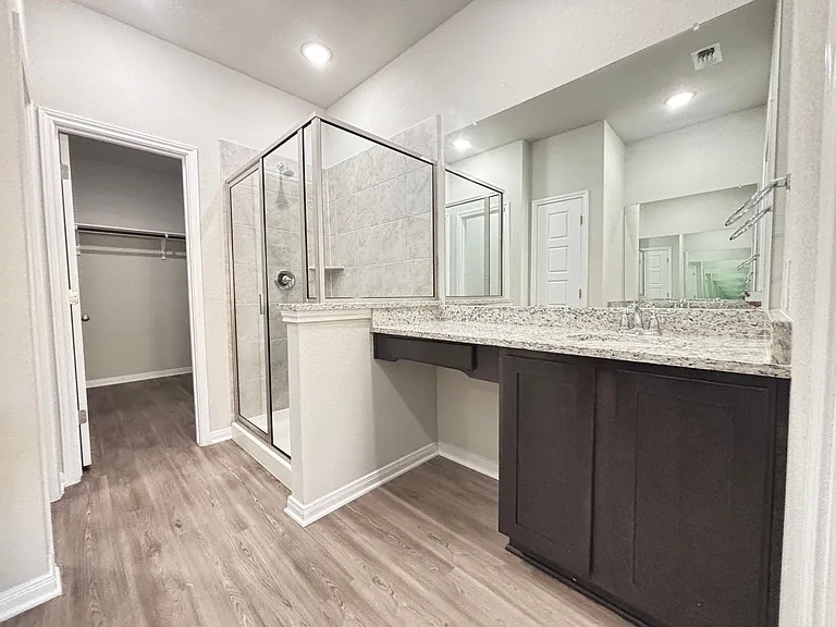330 Caleb Ct — Photo 14