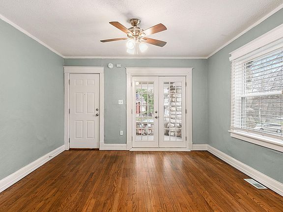 2nd image of 2926 Holmes St APT 1