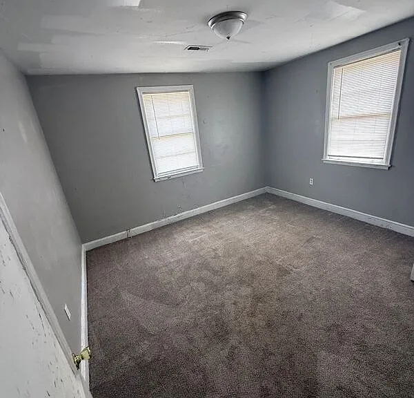 16A Dixie Dr — Photo 2