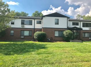 2101 E River Ter #1-102, Minneapolis, MN 55414