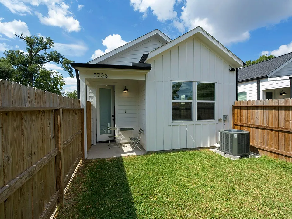 8703 Wileyvale Rd