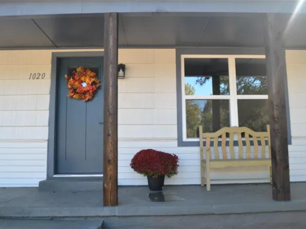 1020 Hickory Ln, Midwest City, OK 73110