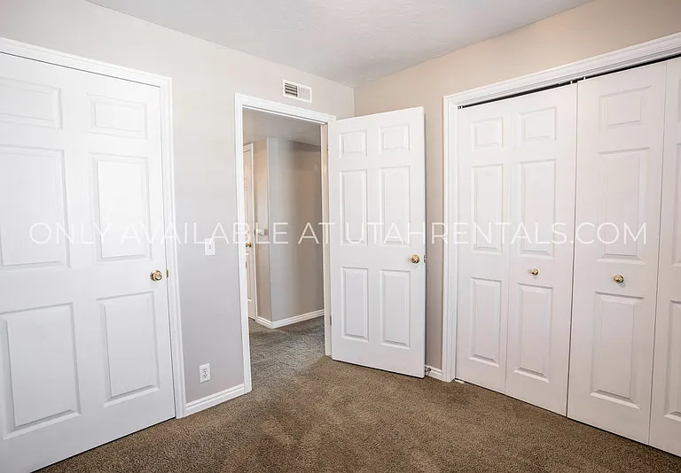 909 N 500 W #12 — Photo 7