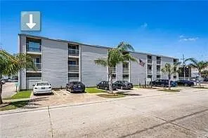 2330 Edenborn Ave Photo 1