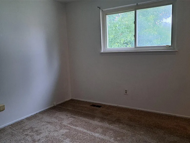 30525 Cherry Ave — Photo 11