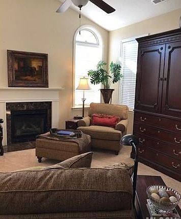 2nd image of 809A Wynnshire Dr #A