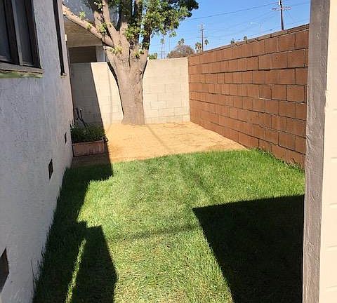 side yard