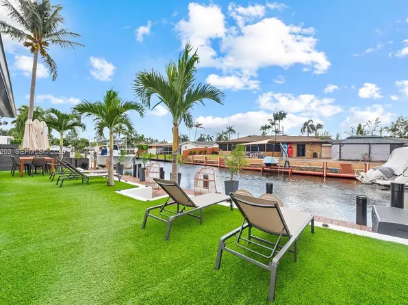 1469 NW 10th St, Dania, FL 33004