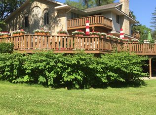 5332 S Sycamore Dr, Burton, MI 48509