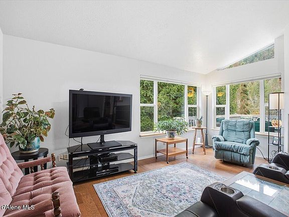 4th image of 2744 N White Pines Dr