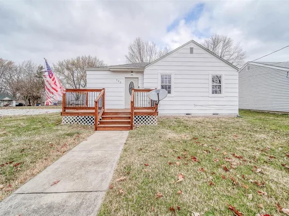 902 E 1st St, Salem, MO 65560