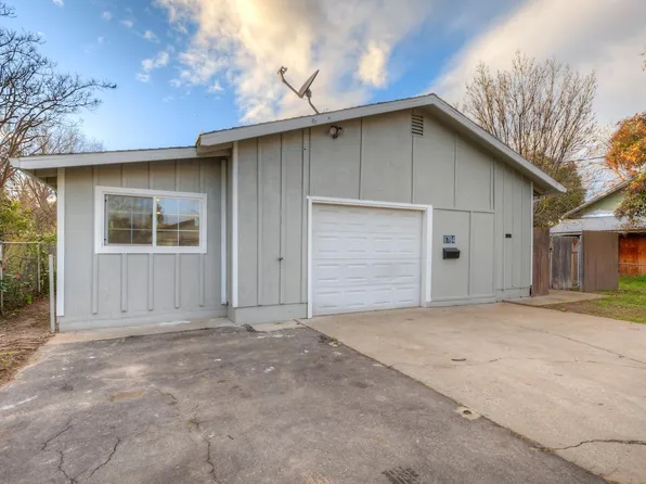 9794 Q St, Live Oak, CA 95953