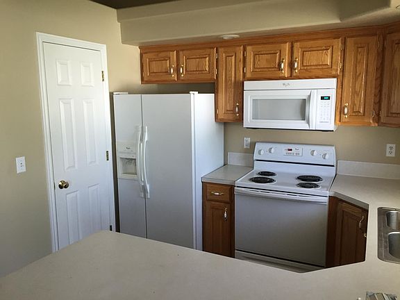 5th image of 3333 Stonehaven Dr