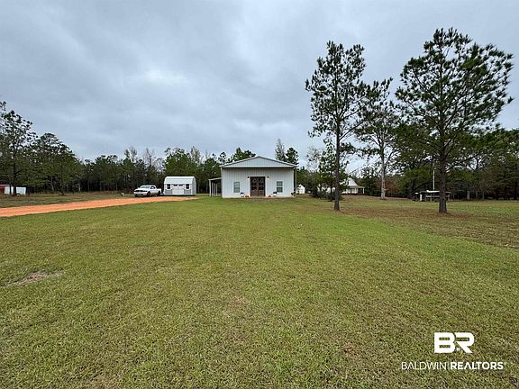 2nd image of 370 Dianne Rd