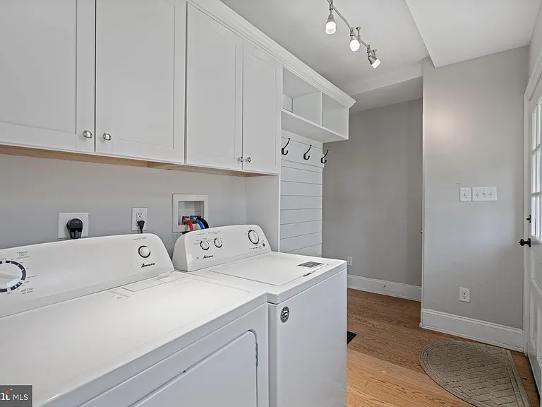1515 Butler Pike — Photo 22