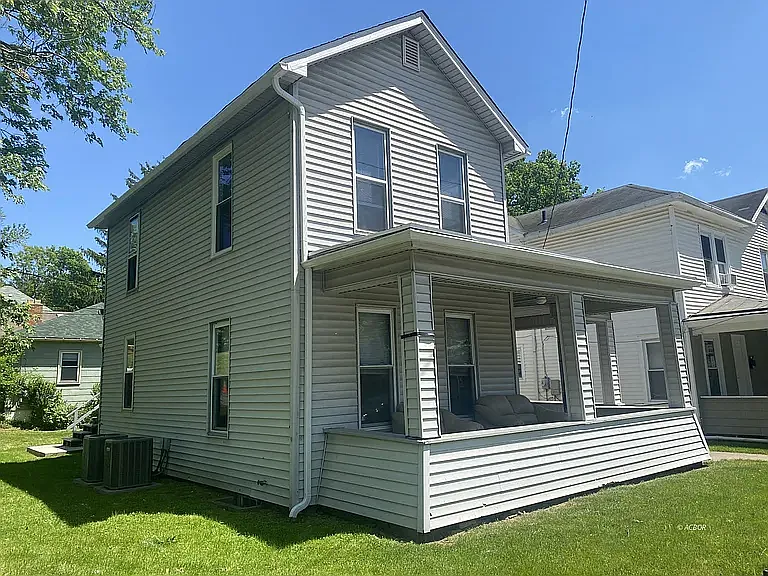 226 W Union St #1 — Photo 12
