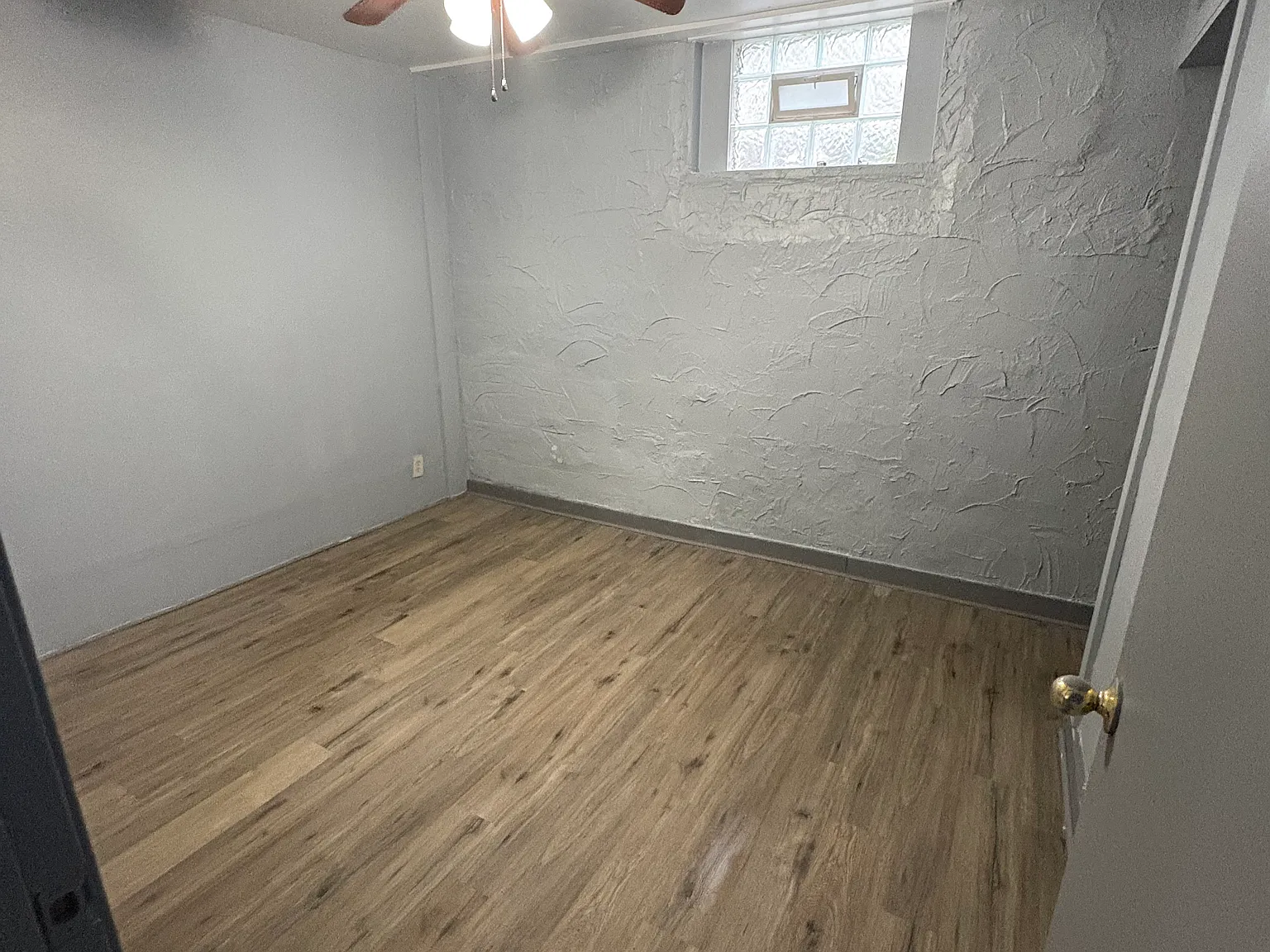 2 bed, $1,400 — Photo 2