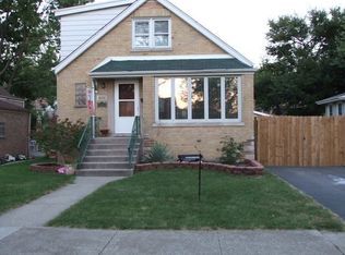 11011 S Tripp Ave, Oak Lawn, IL