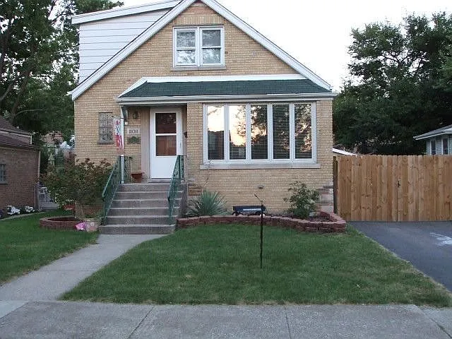 11011 S Tripp Ave photo 1