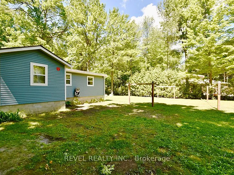 39 Domar Rd — Photo 32