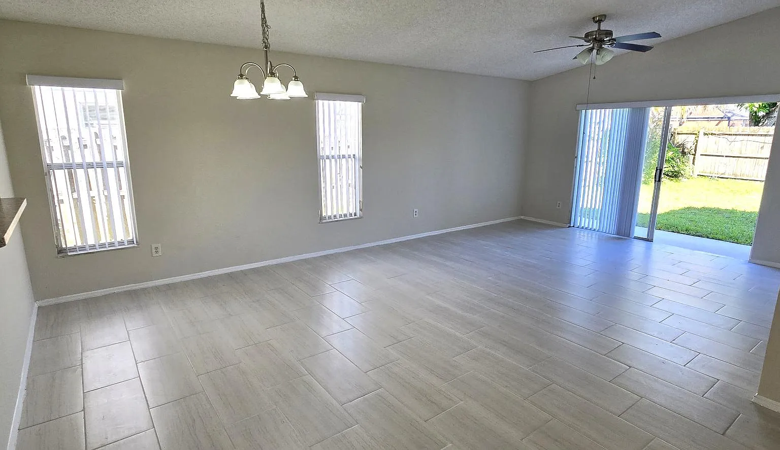 212 Bay Head Dr — Photo 4