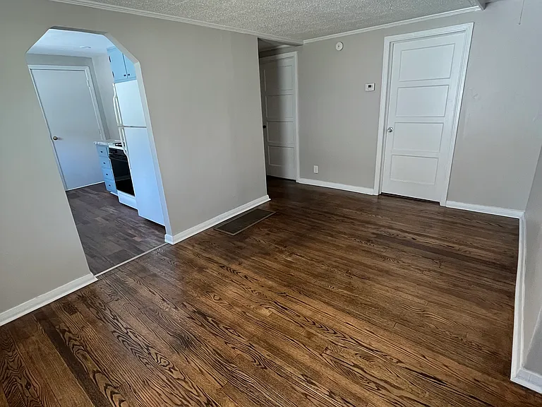 2213 Tennessee Dr — Photo 9