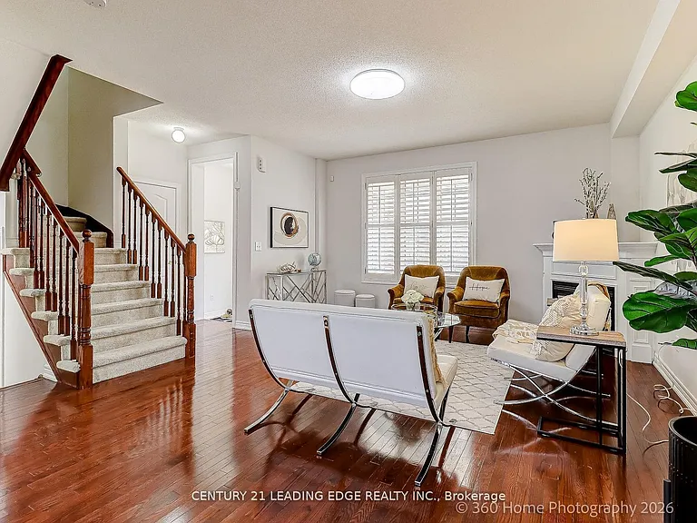 75 Kentview Cres — Photo 7