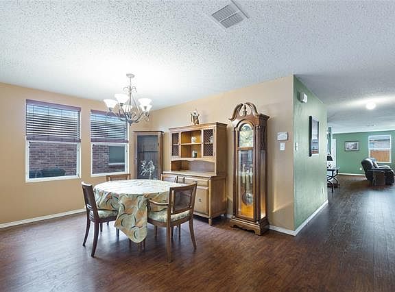 4th image of 1705 Arbuckle Dr