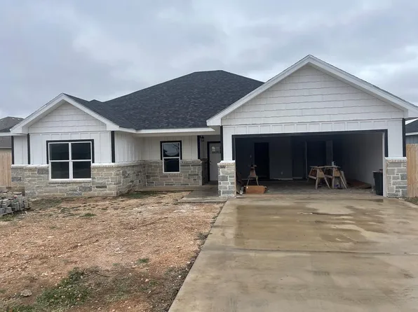 1022 Gregory Dr, San Angelo, TX 76905