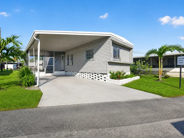7403 46th Ave. N. #Lot 52, Saint Petersburg, FL 33709