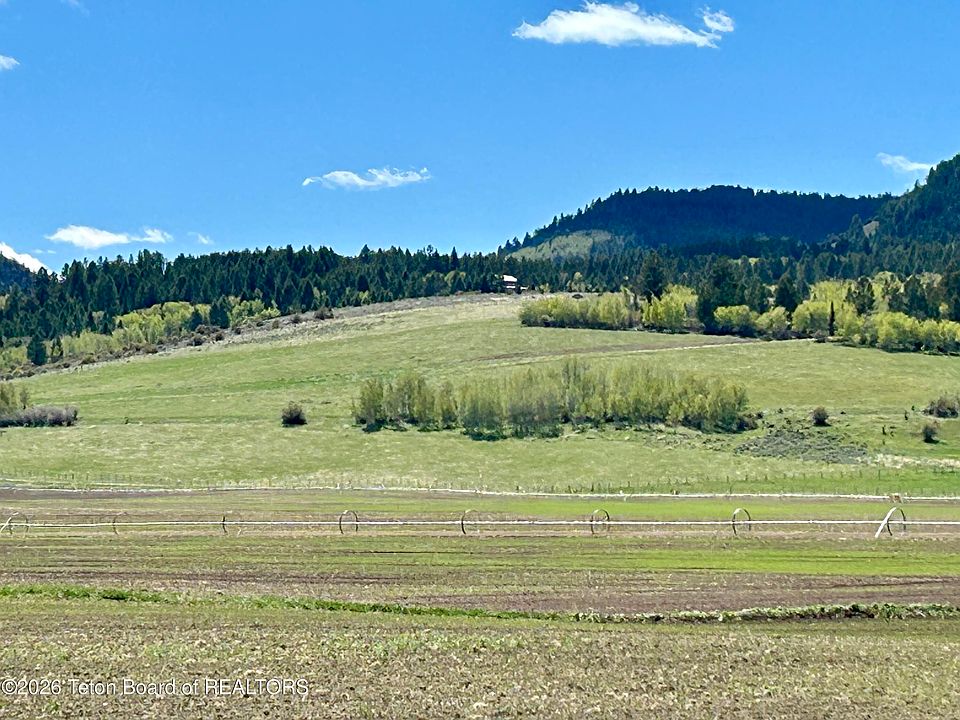 2nd image of 8643 Inglin Ridge Rd