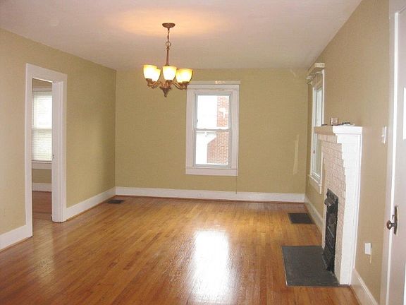 2nd image of 223 Montrose Ave