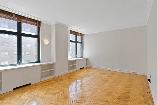Rented by Sotheby's International Realty | media 2