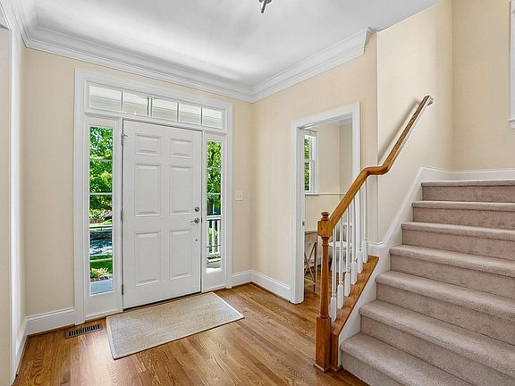 4th image of 200 Avent Meadows Ln