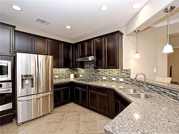 3rd image of 7517 Colina Vista Loop #B