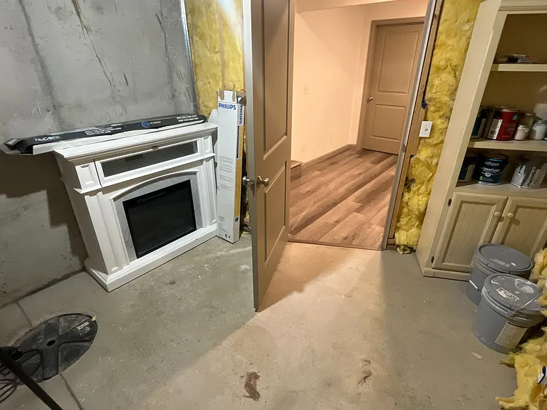 317 Victoria St — Photo 31