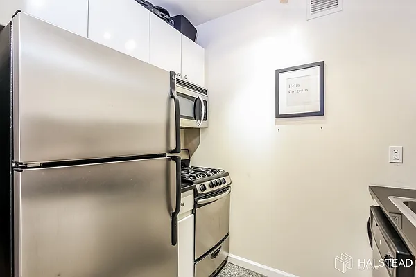 Rented by Brown Harris Stevens | media 28