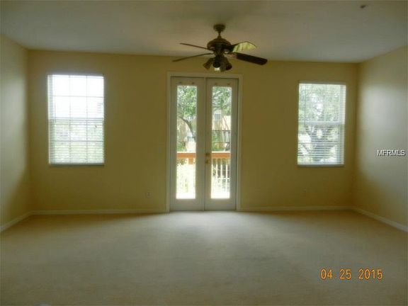 4th image of 3037 Pointeview Dr