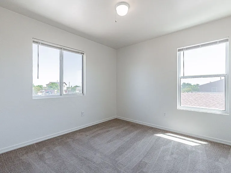 1083 W Calle Vista De Suenos — Photo 39