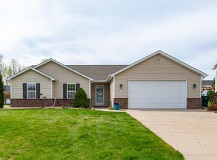 2091 W Noelle Ln, Appleton, WI 54913