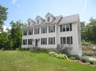 17 Sundeen Pkwy, Raymond, NH 03077