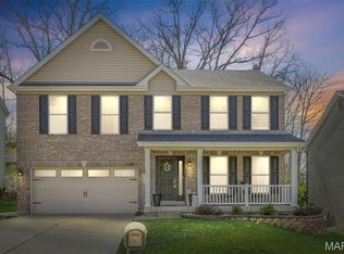 1168 Oak Hollow Dr, Imperial, MO 63052