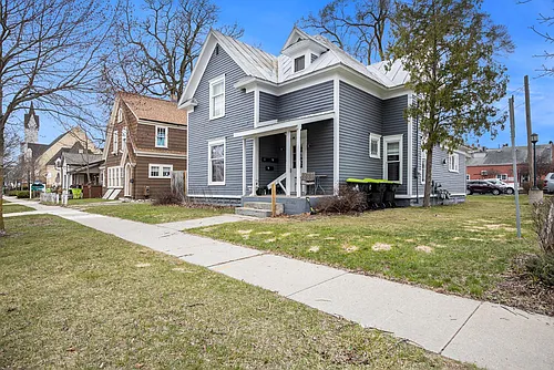 121 S Clay St Photo 1
