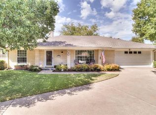 1302 Mildred Ln, Benbrook, TX 76126