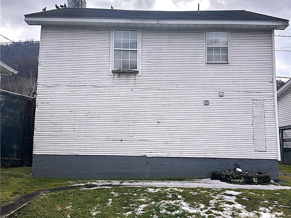 2nd image of 617 4th Ave