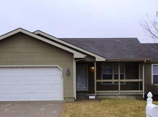 4233 SE Chisolm Rd, Topeka, KS 66609