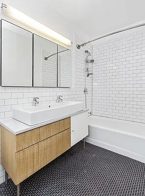 Rented by Compass | media 12